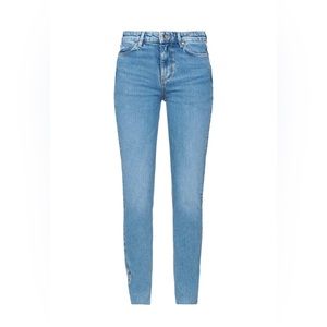 Guess Denim Paints Size 28 (Petite) NWT